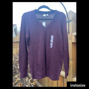 NWT GAP lightweight maroon sweater size L